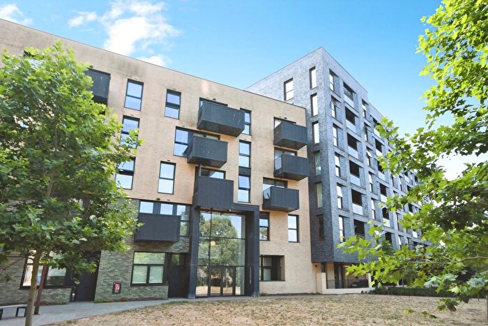 1 Bedroom Flat For Sale In Burgess Springs, Chelmsford, Essex, CM1