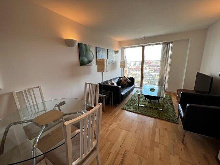2 Bedroom Apartment To Rent In Whitehall Waterfront Riverside Way Leeds, LS1
