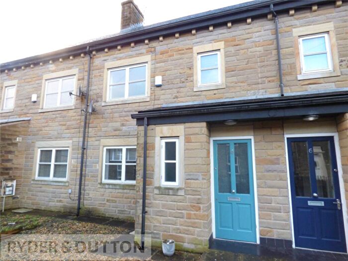 3 Bedroom Terraced House To Rent In Old School Place, Wardle, Rochdale, Greater Manchester, OL12
