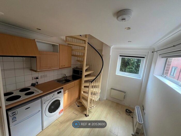 Studio To Rent In Westgate House, Winchester, SO23