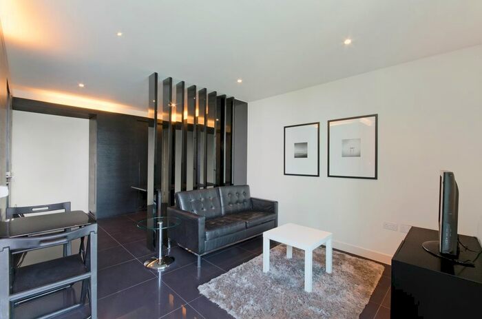 Studio To Rent In West Tower, Pan Peninsula, Canary Wharf, E14