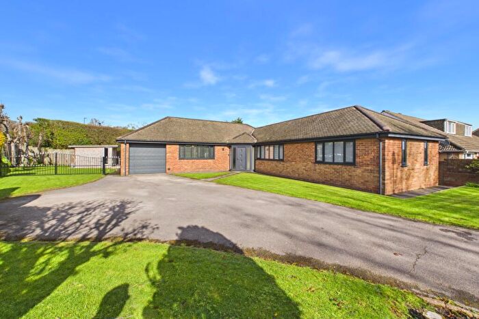 3 Bedroom Detached Bungalow For Sale In Grassthorpe Road, Gleadless, S12