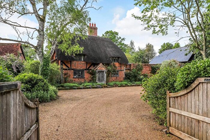 5 Bedroom Detached House For Sale In Lower Street, Braishfield, Romsey, Hampshire, SO51