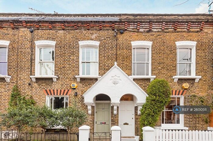 2 Bedroom Terraced House To Rent In Tyenham Rd, London, SW11