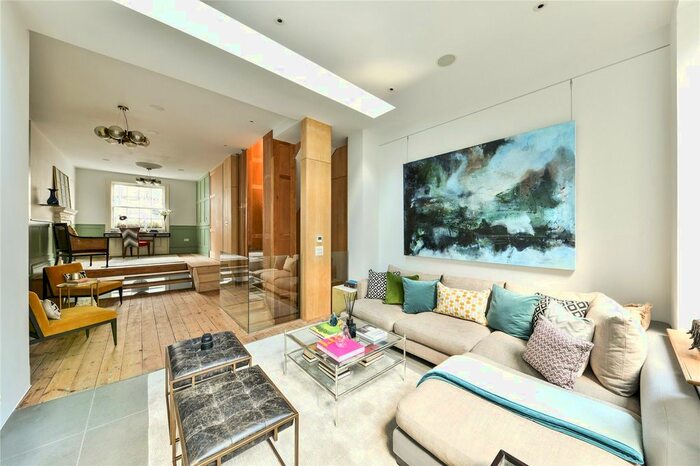 4 Bedroom End Of Terrace House To Rent In Trevor Place, Knightsbridge, London, SW7