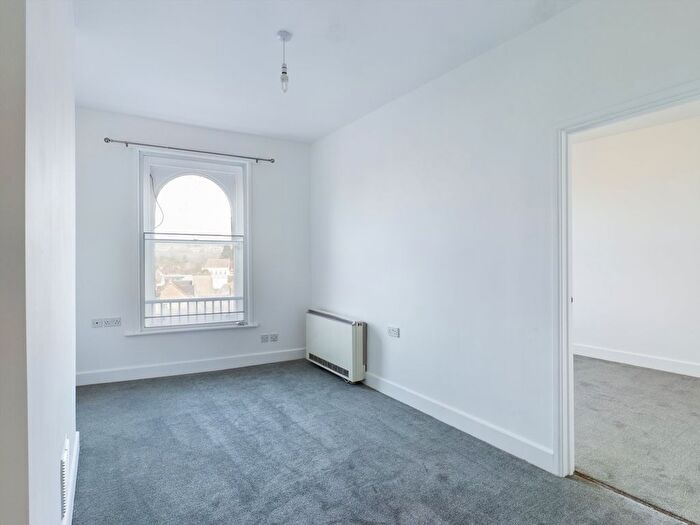 1 Bedroom Flat To Rent In Kendrick House, Kendrick Lane, Stroud, GL5