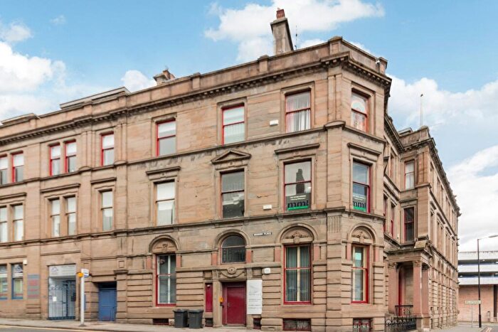 3 Bedroom Flat To Rent In Victoria Road, Dundee, DD1