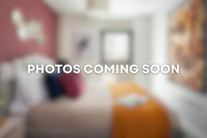 1 Bedroom Flat For Sale In Salford Quay, Salford, M50