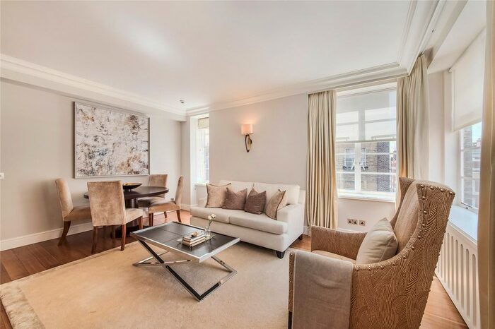 2 Bedroom Flat To Rent In Lowndes Square, Knightsbridge, London, SW1X
