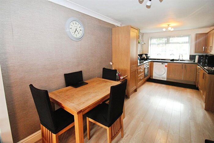 3 Bedroom Terraced House For Sale In Dalwood Close, Bransholme, Hull, HU7