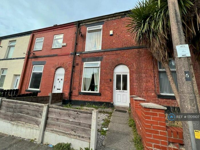 2 Bedroom Terraced House To Rent In Myrtle Street North, Bury, BL9