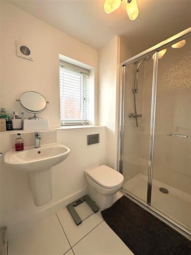 3 Bedroom Detached House For Sale In Woodall Gate, Howden, Goole, DN14