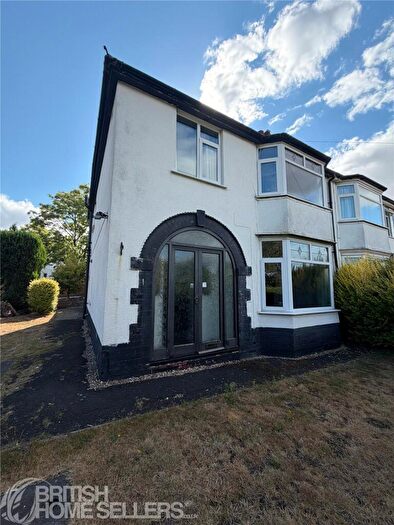 3 Bedroom Semi Detached House For Sale In Hoo Road, Kidderminster, Worcestershire, DY10