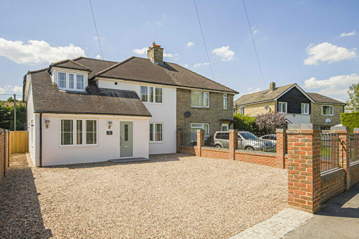 4 Bedroom Semi-Detached House For Sale In Longworth, Abingdon, OX13