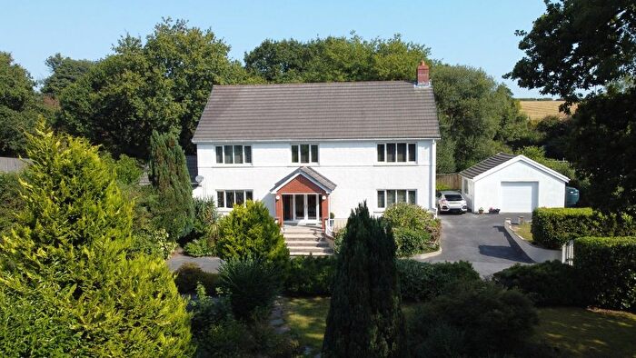 3 Bedroom Detached House For Sale In St Clears, Carmarthen, SA33