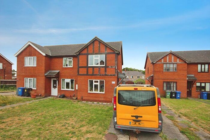 2 Bedroom End Of Terrace House For Sale In Muirfield Croft, Immingham, DN40