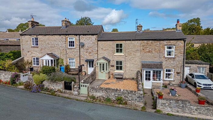 2 Bedroom Cottage For Sale In Sunny Rill, Moor Road, Bellerby, DL8