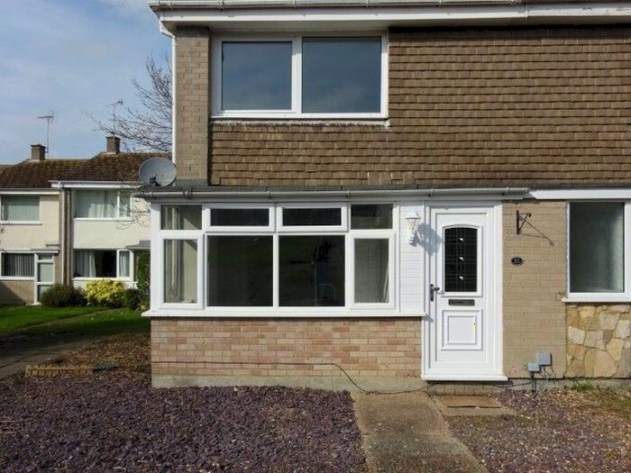 2 Bedroom End Of Terrace House To Rent In Ivy House Road, Whitstable, CT5