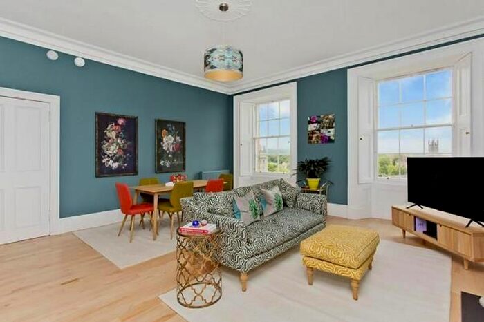 2 Bedroom Flat To Rent In , Great Stuart Street, Edinburgh, EH3