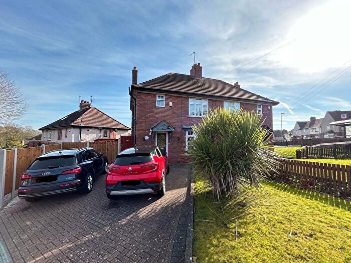 3 Bedroom Semi-Detached House To Rent In Myrtle Road, Dudley, DY1