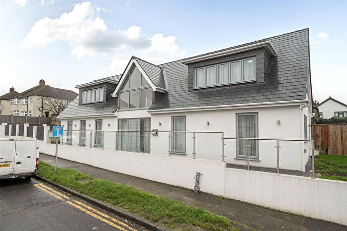 4 Bedroom Detached House For Sale In Manse Way, Swanley, BR8