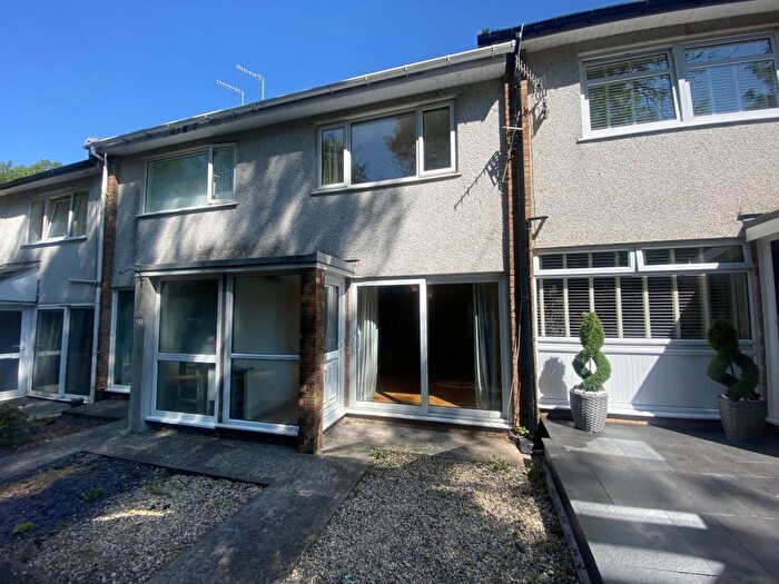 2 Bedroom Property To Rent In Woodfield Park Crescent, Woodfieldside, NP12