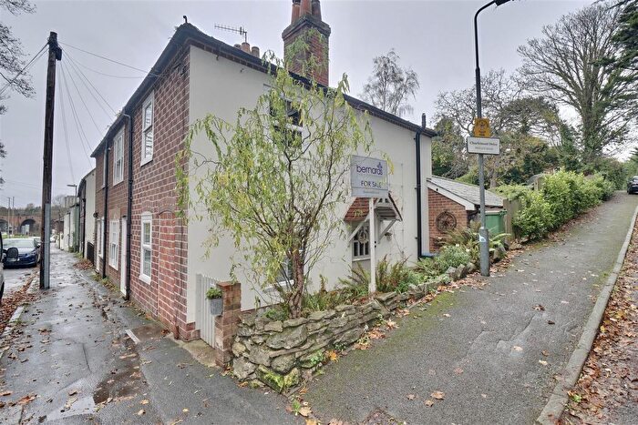 2 Bedroom End Terrace House For Sale In Claypipe Cottage, Cams Hill, Fareham, PO16