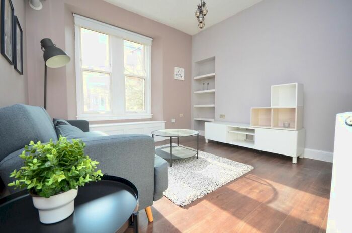 1 Bedroom Flat To Rent In Caledonian Crescent, Edinburgh, EH11