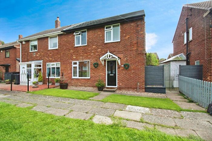 3 Bedroom Semi-Detached House For Sale In Lupton Road, Sheffield, South Yorkshire, S8