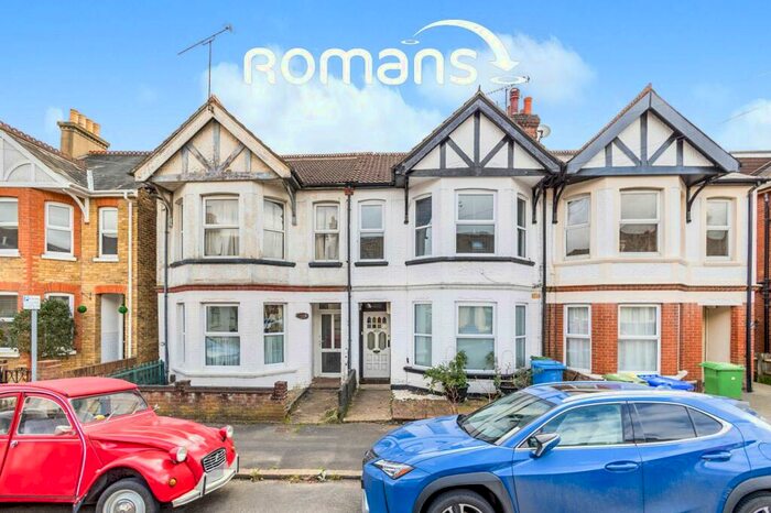 2 Bedroom Maisonette To Rent In St. Georges Road, Aldershot, GU12