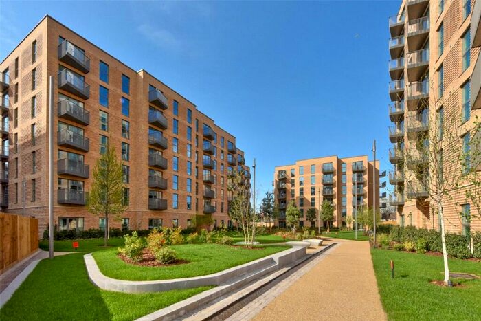 2 Bedroom Apartment To Rent In Artesian House, Memorial Avenue, Slough, SL1