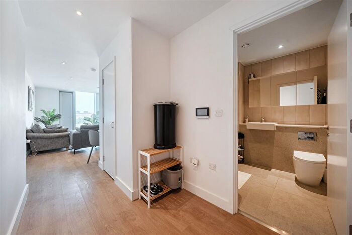 1 Bedroom Property For Sale In Dantzic Street, Manchester, M4