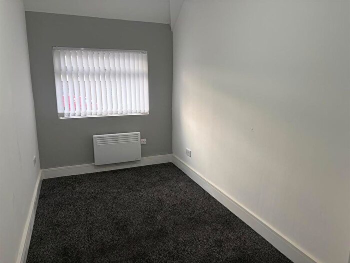 1 Bedroom Flat To Rent In Tipton Road, Dudley, DY1