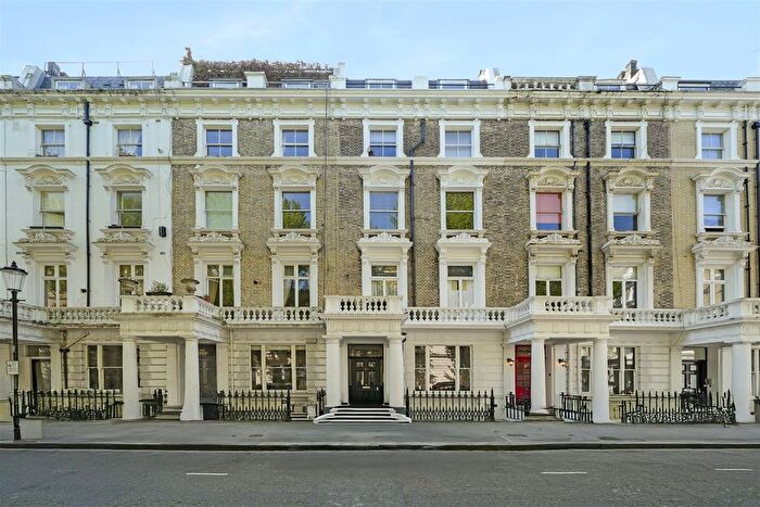 Studio To Rent In Linden Gardens, Notting Hill, W2