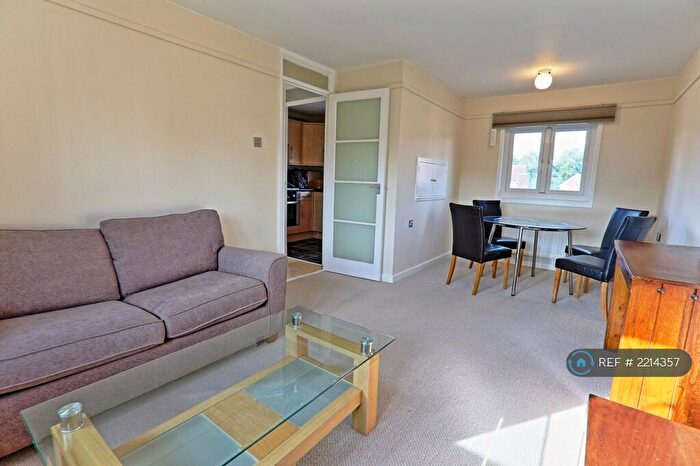 1 Bedroom Flat To Rent In Pennyroyal Avenue, London, E6