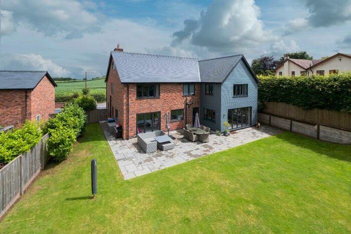 5 Bedroom Detached House For Sale In Waste Lane, Kelsall, CW6