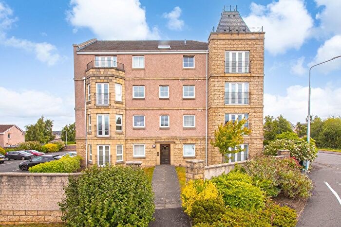 2 Bedroom Flat For Sale In Inverewe Place, Dunfermline, KY11