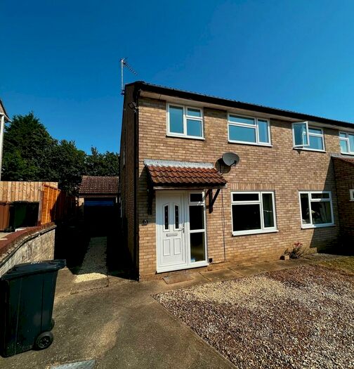 3 Bedroom Semi-Detached House To Rent In Ludbrook Close, Needham Market, IP6