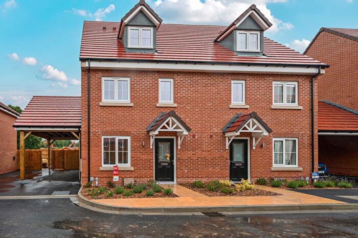 3 Bedroom Semi-Detached House To Rent In Tortoise Shell, Didcot, OX11