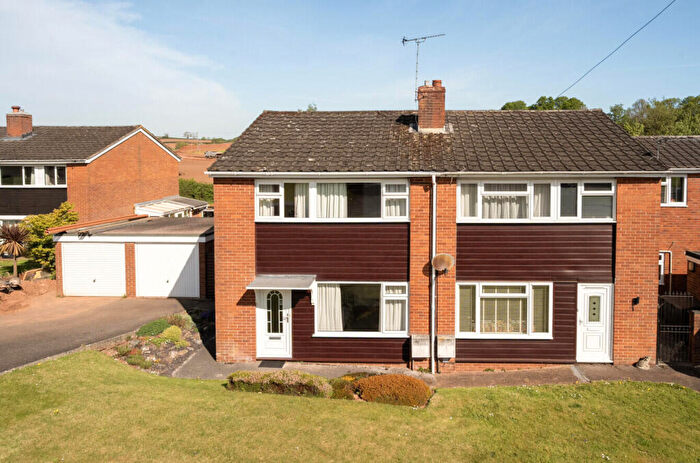 3 Bedroom Semi Detached House For Sale In St. Georges View, Cullompton, Devon, EX15