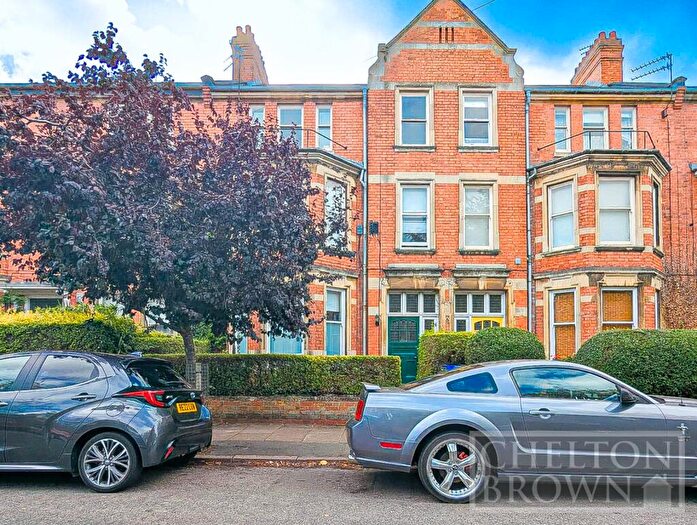 1 Bedroom Apartment To Rent In The Crescent, Northampton, NN1