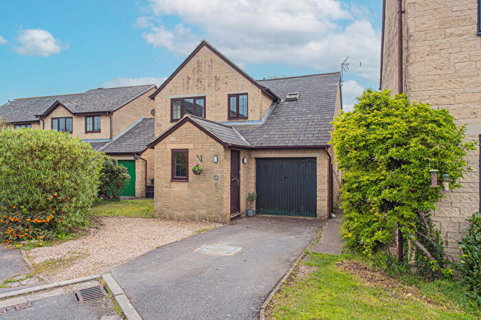 5 Bedroom Detached House For Sale In Mullins Close, Colerne, SN14