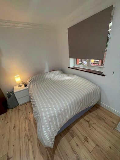 1 Bedroom Studio To Rent In Ashley Drive, Osterley, Isleworth, TW7