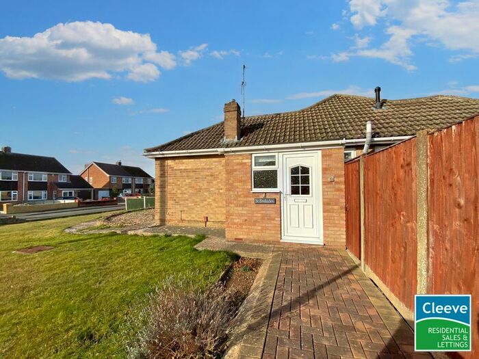 2 Bedroom Semi-Detached Bungalow To Rent In Ellenborough Road, Bishops Cleeve, Cheltenham, GL52