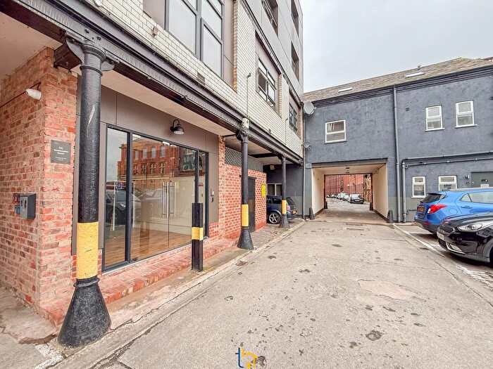 3 Bedroom Flat To Rent In Southampton Street, Leicester, LE1