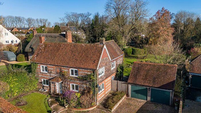 4 Bedroom Detached House For Sale In Penton Grafton, Andover, SP11