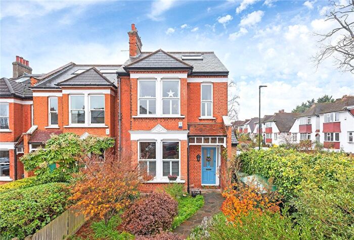 5 Bedroom End Terrace House For Sale In Casewick Road, Lambeth, London, SE27