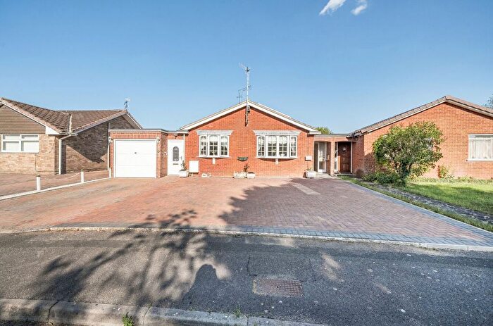 3 Bedroom Detached Bungalow For Sale In Tealsbrook, Covingham, Swindon, SN3