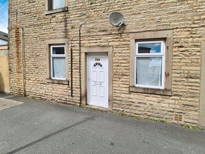 1 Bedroom Apartment For Sale In Lyndhurst Road, Burnley, Lancashire, BB10