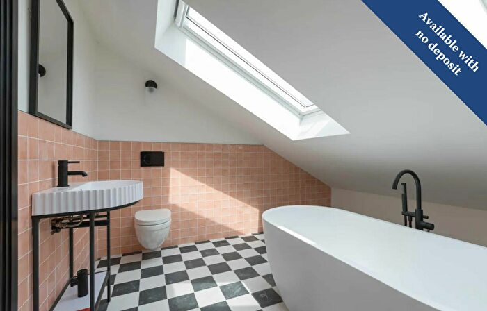 2 Bedroom Flat To Rent In Hibernia Street, Ramsgate, CT11